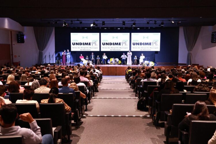 Secretários municipais de Educação de Pernambuco se reúnem no Recife para discutir educação inovadora e inclusiva