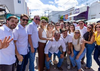 Prefeita Aline Karina acompanha agenda de João Campos em Afogados da Ingazeira