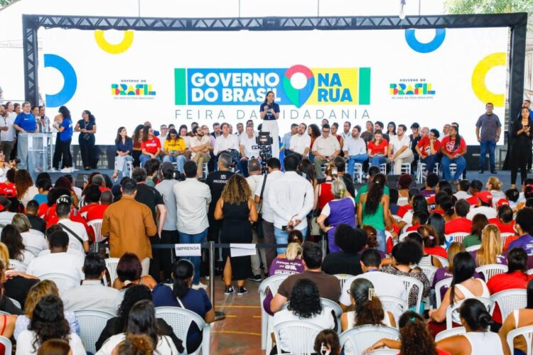 No Recife, governadora Raquel Lyra e ministro Guilherme Boulos reforçam parceria e levam serviços gratuitos à população com o ‘Governo do Brasil na Rua’