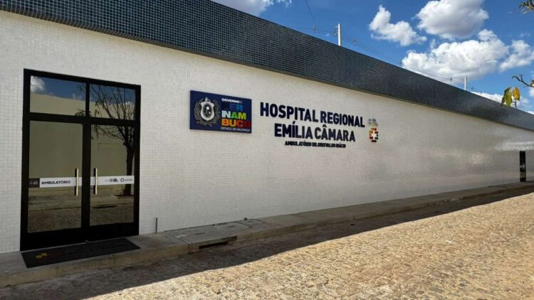 Estado é condenado após menina que tratava piolhos ser filmada com cabelo raspado no Hospital Regional de Afogados