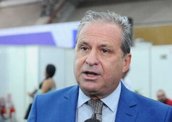 João Campos emplaca Tadeu Alencar como ministro do Empreendedorismo