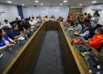 Em encontro com Defesa Civil Nacional, governadora Raquel Lyra confirma reunião com prefeitos