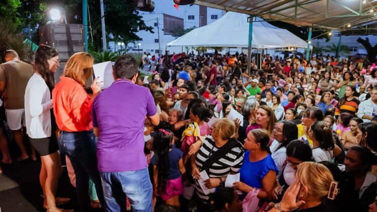Arcoverde celebra o Dia das Mães com praça cheia, grandes prêmios e evento que entra para a história