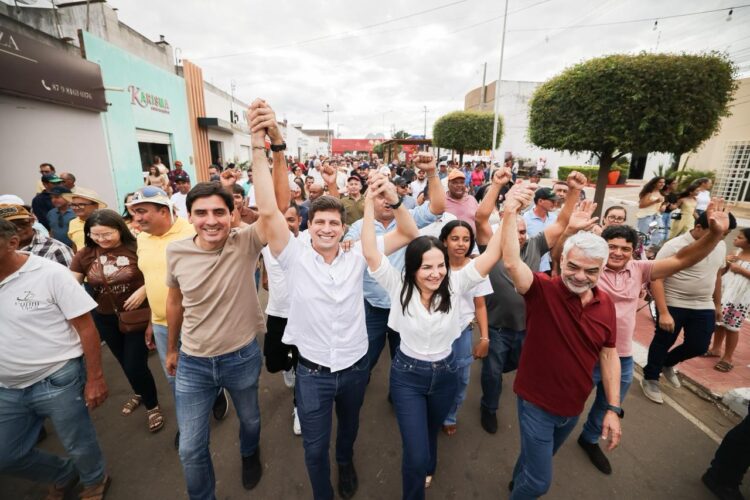 No São Francisco, João Campos inaugura tribuna para escuta popular e promete redução de impostos para a caprinovinocultura