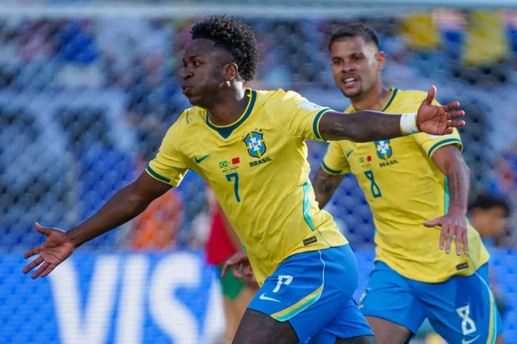 Vini Jr. marca golaço, mas Brasil só empata com Marrocos na estreia da Copa