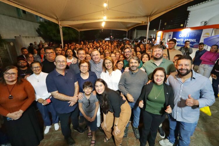 Zeca inaugura novo CAPSi e anuncia R$ 5,6 milhões em obras de asfalto para Arcoverde