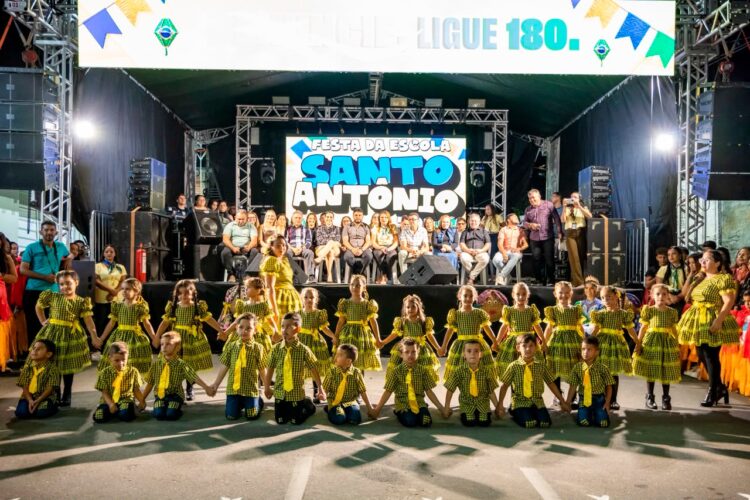Itapetim encerra Arraiá das Escolas com a tradicional festa da Escola Santo Antônio