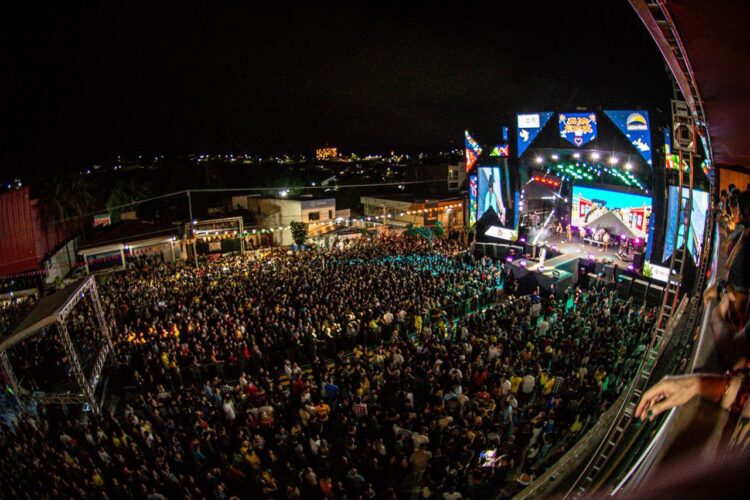 Arcoverde abre o Melhor São João do Nordeste com grande público e emoção na noite de Santo Antônio