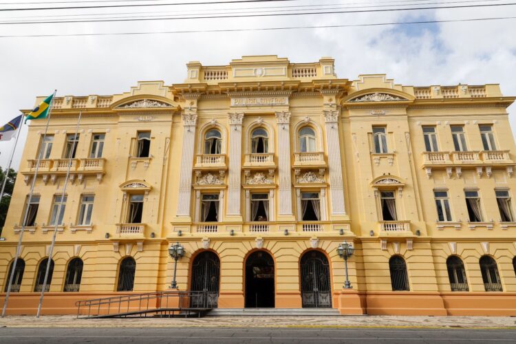 Governo de Pernambuco antecipa pagamento da folha de junho para esta segunda-feira (22) e injeta cerca de R$ 1,3 bilhão na economia do Estado