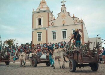 Flores realiza nesta quarta-feira o 16º Festival de Carros de Boi