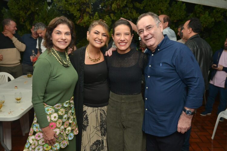 Zeca recebe Raquel Lyra na 15ª noite do São João de Arcoverde e reforça parceria por novos investimentos