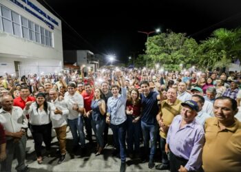 Em Solidão, João Campos participa de entregas em áreas estratégicas para o município