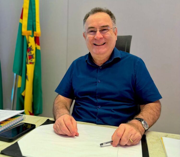 Zeca anuncia coletiva do São João de Arcoverde e encerra junho com quase R$ 17 milhões em salários pagos
