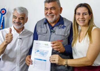 Prefeita Aline Karina participa de ato no Recife e celebra conquista de 99 cisternas para Itapetim