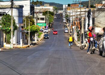 Avenida Pinto de Campos é a primeira a receber novo asfalto pelo Programa Pavimenta Arcoverde
