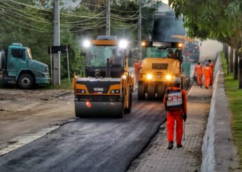 Pavimenta Arcoverde começa recuperação da Avenida Conselheiro João Alfredo