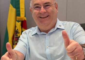 Zeca Cavalcanti entrega primeira escola do Programa Educa Arcoverde e inicia nova fase da educação no município