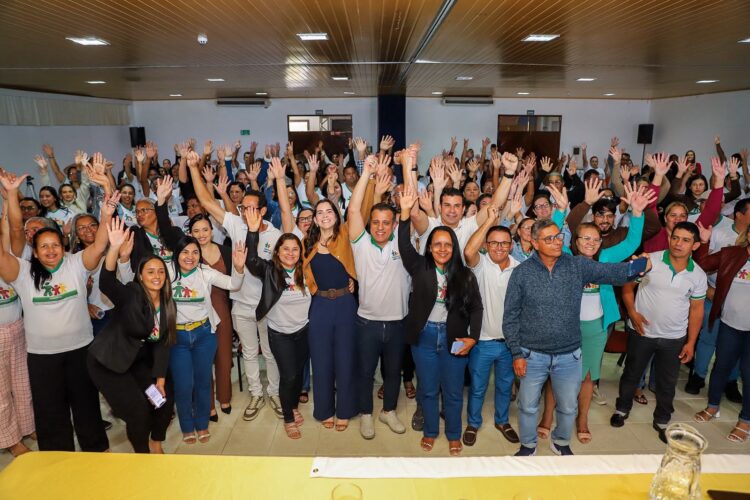 Em Pesqueira, Maria Arraes participa da Assembleia do SINDRAS e reafirma apoio aos Agentes de Saúde e de Endemias