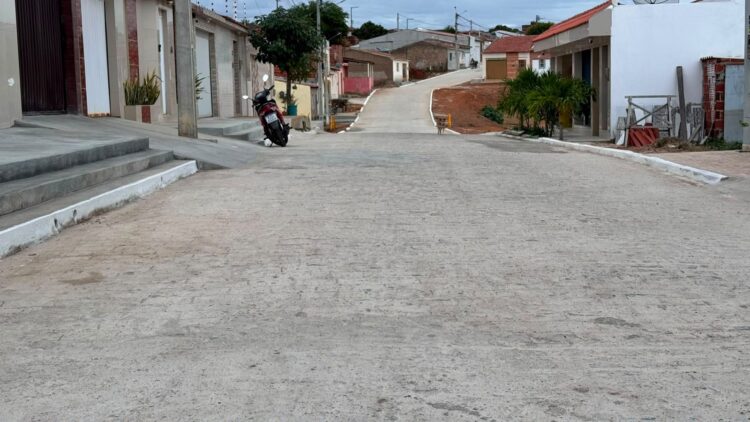 Sandrinho vai inaugurar mais uma rua pavimentada em Afogados