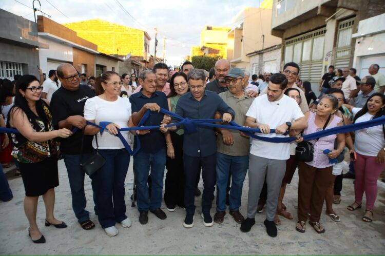 Prefeitura de Afogados inaugurou mais uma rua pavimentada