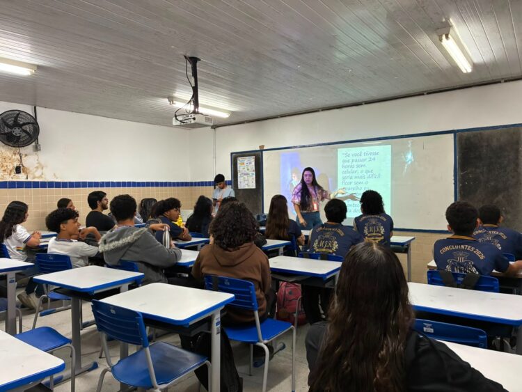 Caravana das Juventudes leva serviços, informação e oportunidades às escolas de Arcoverde