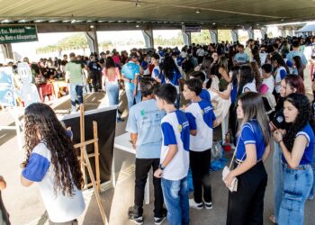 Afogados: feira de ciências reuniu alunos da rede municipal