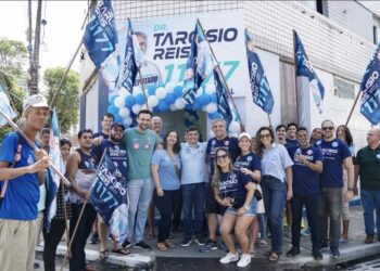 Dr. Tarcisio Reis inaugura comitê no Recife e recebe apoio de Eduardo da Fonte