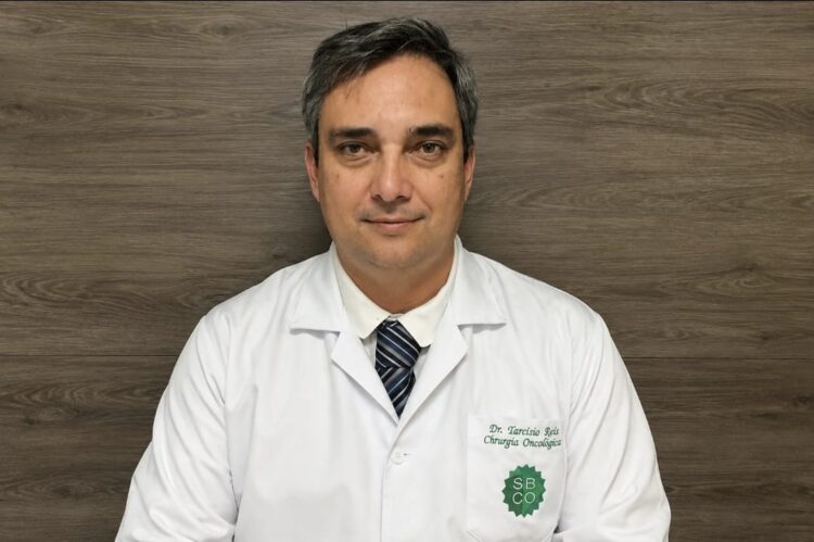 Dr. Tarcisio Reis quer ampliar o acesso à HIPEC pelo SUS e leva essa missão para a política