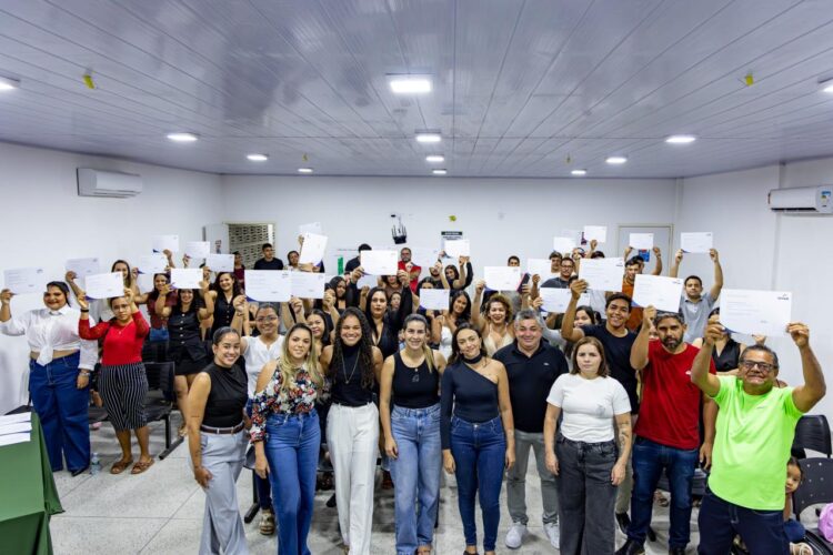 58 alunos concluem cursos profissionalizantes oferecidos pelo Governo Municipal de Itapetim