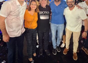 Zeca realiza arrastão nesta sexta com Marcelo e Gustavo Gouveia pelas ruas de Arcoverde