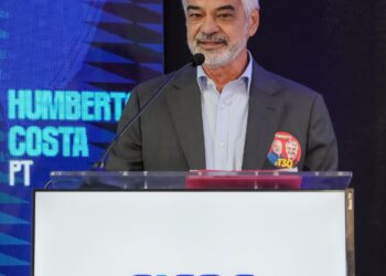 Em sabatina da Fiepe, Humberto Costa aponta Petrobras como caminho para destravar a Transnordestina