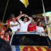 João Campos leva Frente Popular às ruas de Paulista e defende retomada de grandes obras na RMR