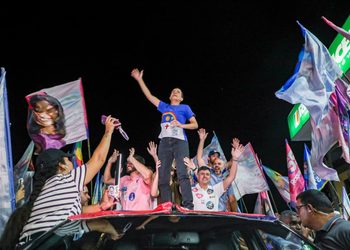 Em carreata em Afogados da Ingazeira e caminhada em Tabira, Raquel destaca que “a filha do interior trouxe o governo para o Sertão”