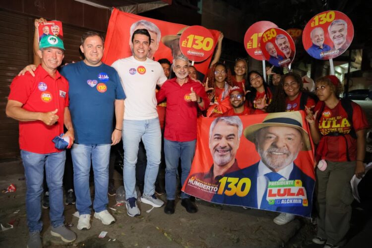 Humberto Costa faz giro pelo interior e visita Caruaru e Palmares