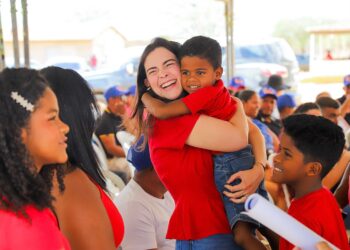 Maria Arraes consolida apoios em giro político por municípios do Sertão do Araripe
