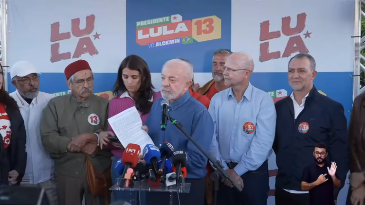 Lula diz que vai enviar na terça autorização ao TSE para abertura de sigilos bancário e telefônico