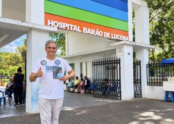 Dr. Tarcisio Reis amplia agenda de panfletagens e destaca propostas para fortalecer o SUS